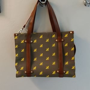 Modcloth Camp Counselor Bee Satchel